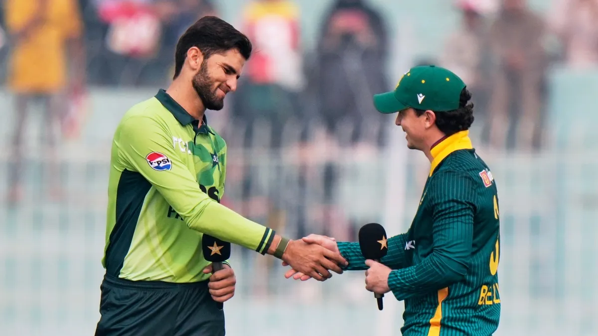 Pakistan won the toss and opted to bat first in the second ODI against South Africa Pakistan won the toss and opted to bat first in the second ODI against South Africa