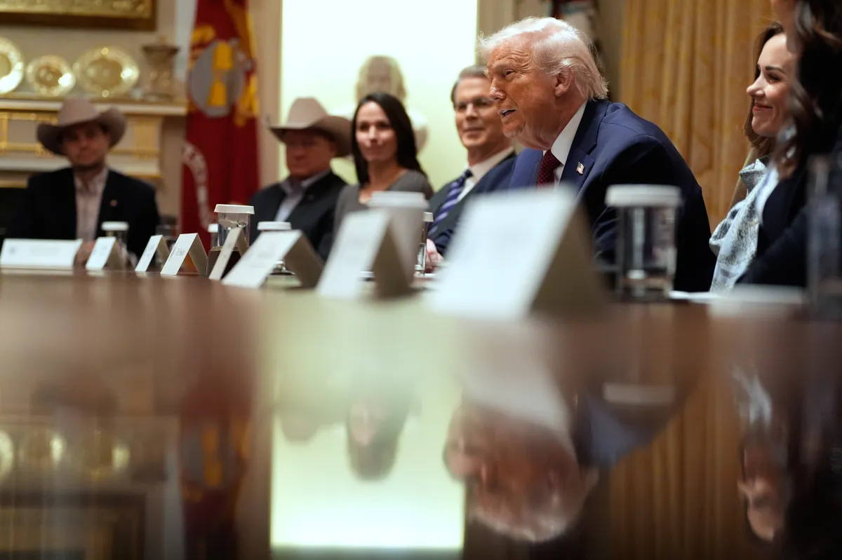 Trump issues ultimatum to Mexico