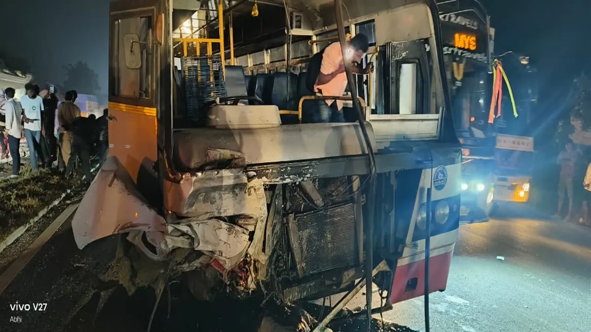 Three killed as car collides with KSRTC bus