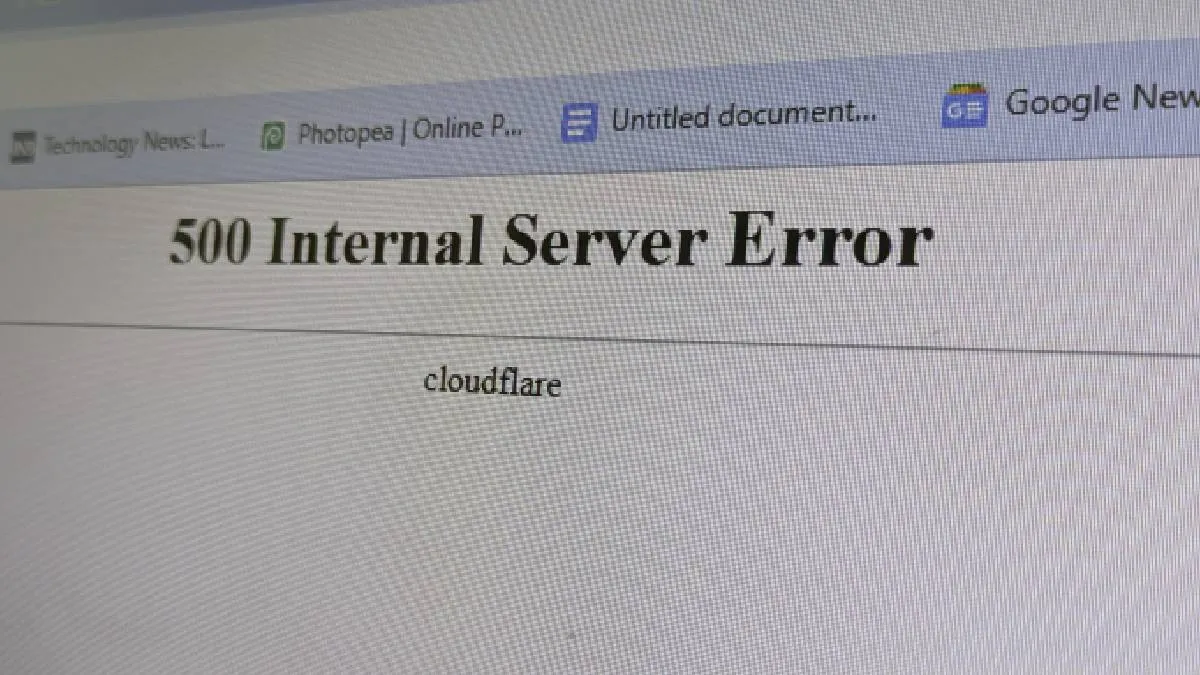Cloudflare goes down, affecting many services