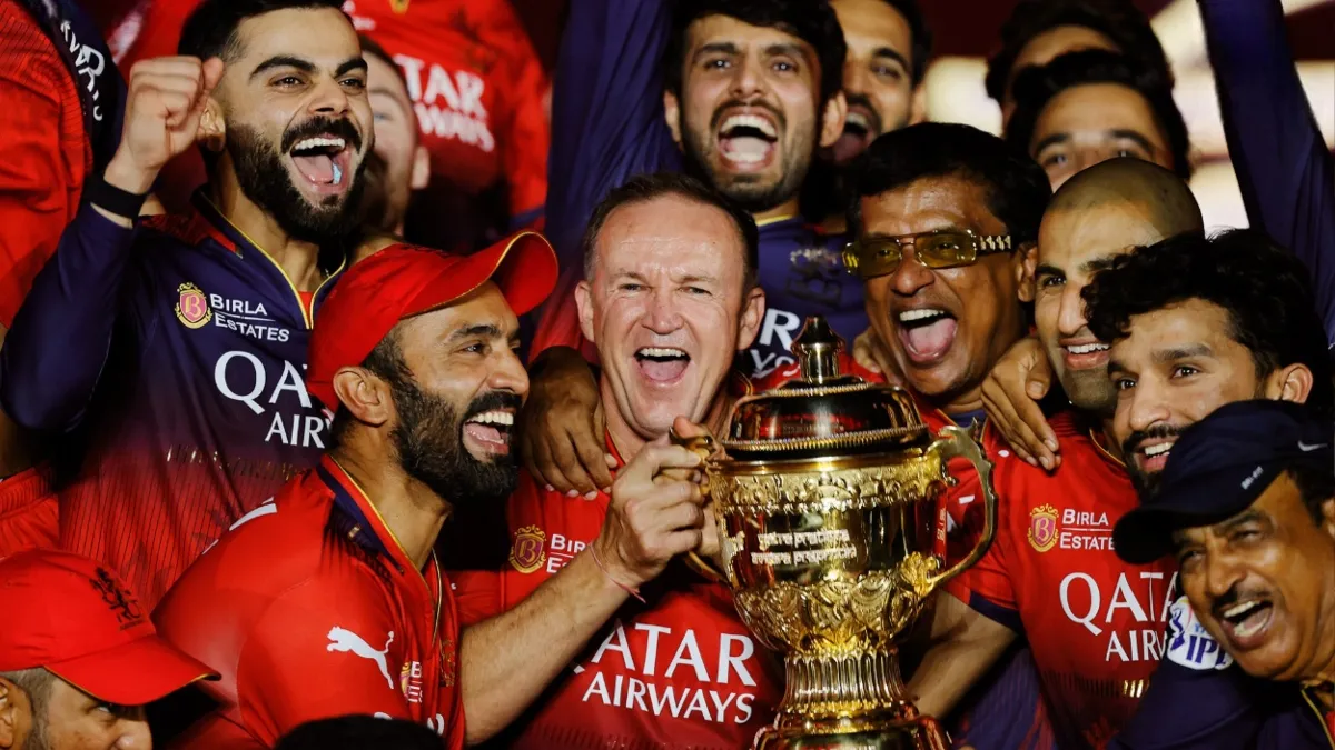 Dinesh Karthik will join Andy Flower and Mo Bobat at London Spirit