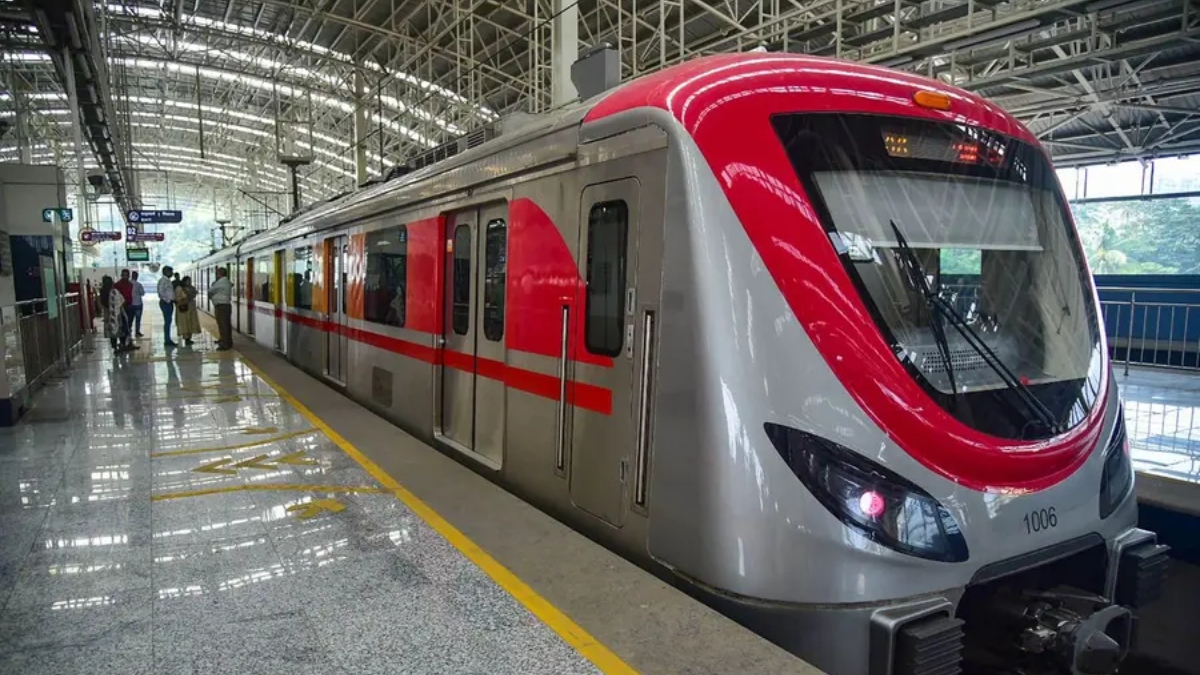Mumbai Metro hit by technical glitch; trains running late