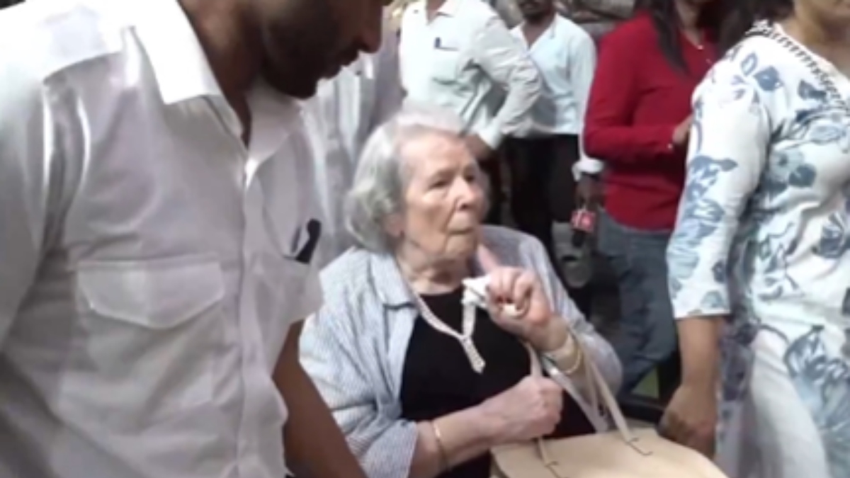 Tata Trusts chairman Noel Tata's mother Simone Tata passes away | Business News – India TV