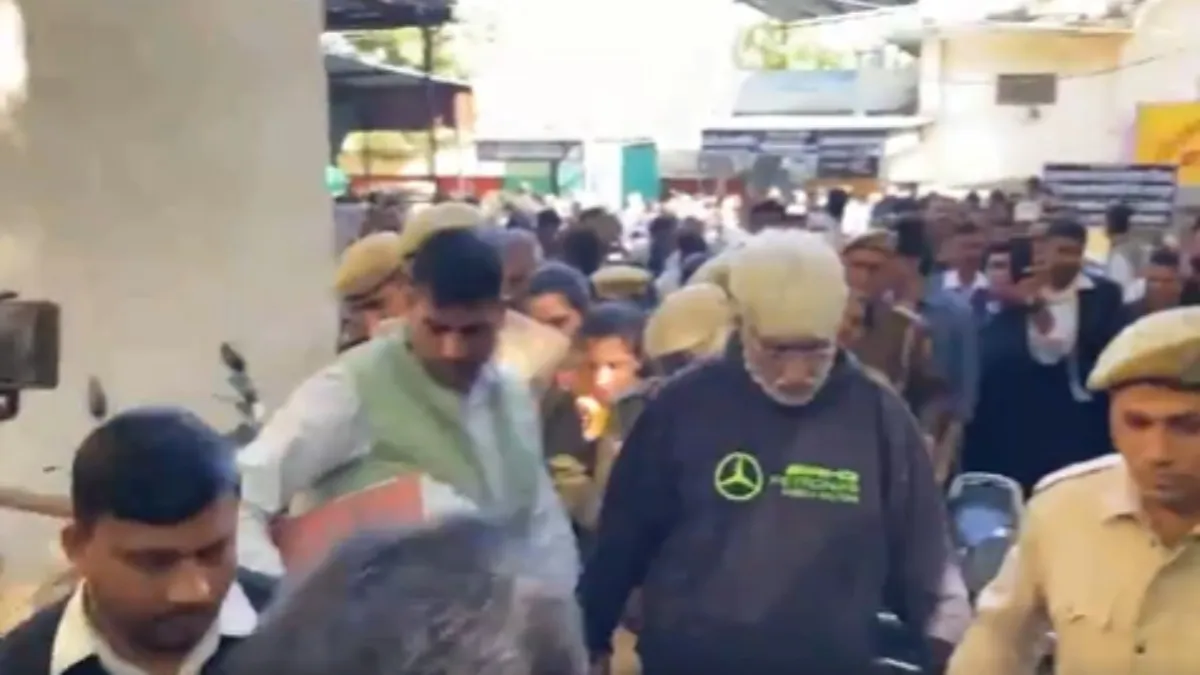 Vikram Bhatt and his wife were sent to 7-day police custody by the Udaipur court in connection with the fraud case. 