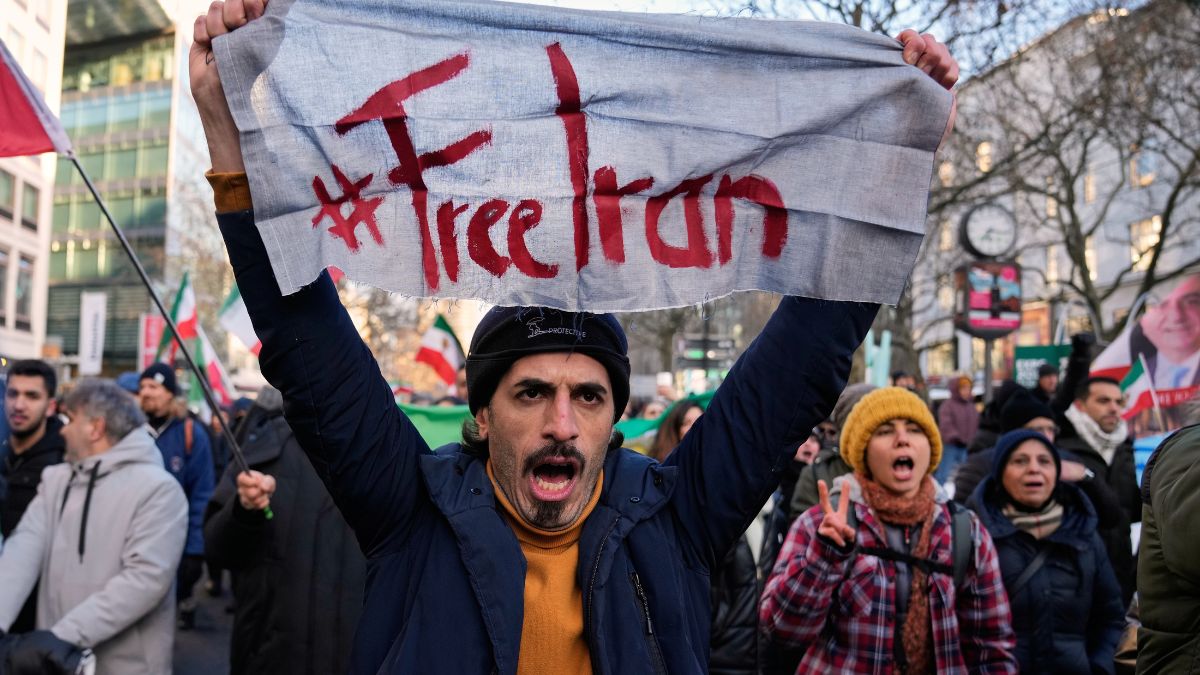 Iran protests: At least 203 killed so far; Tehran warns US over potential military action
