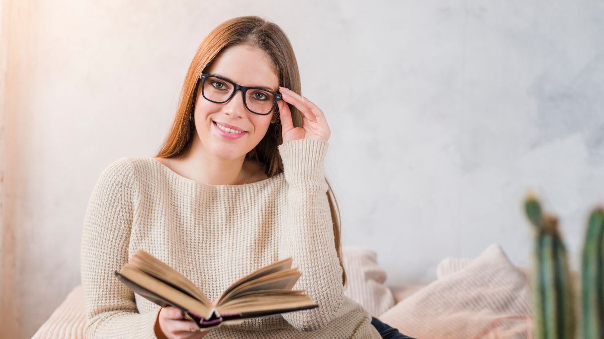 क्या चश्मा पहनने से आंखें कमजोर होती हैं?