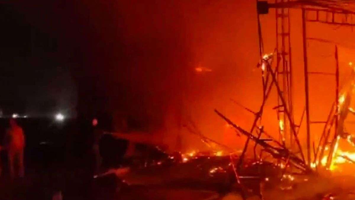Major fire breaks out at wedding farm near Sheetla Mata temple in Gurugram | India News – India TV