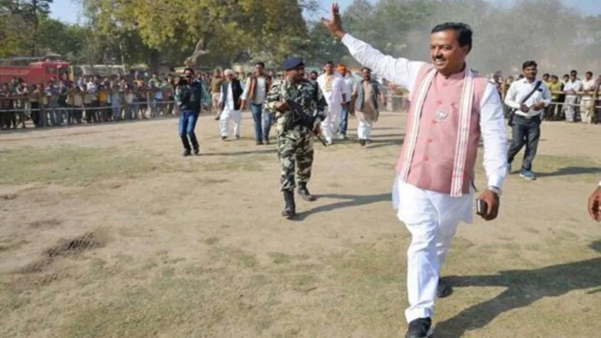 UP Deputy CM Keshav Prasad Maurya's helicopter makes emergency landing at Lucknow Airport