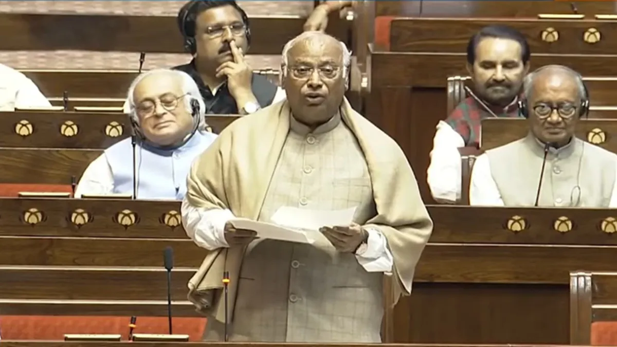 Modi Sahab 'Wo mohabbat humare saath kiye, shadi Modi sahab ke sath': Kharge's ...