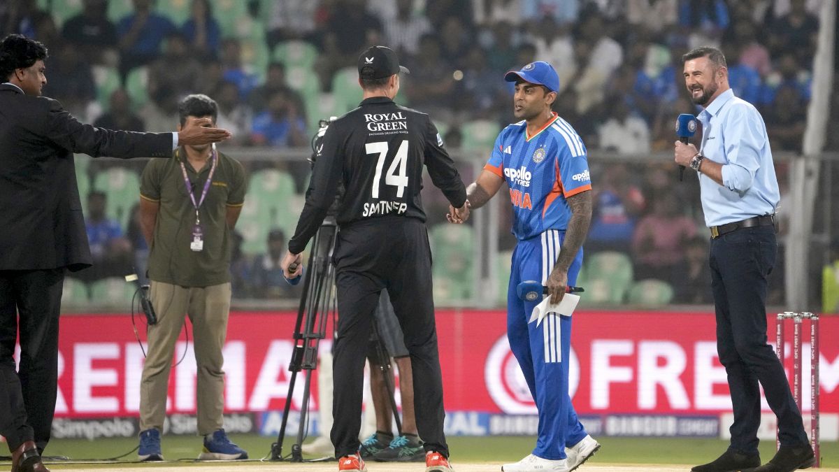 ‘Might break a few hearts to lift the trophy' - Mitchell Santner's cheeky response to World Cup possibility | Cricket News – India TV