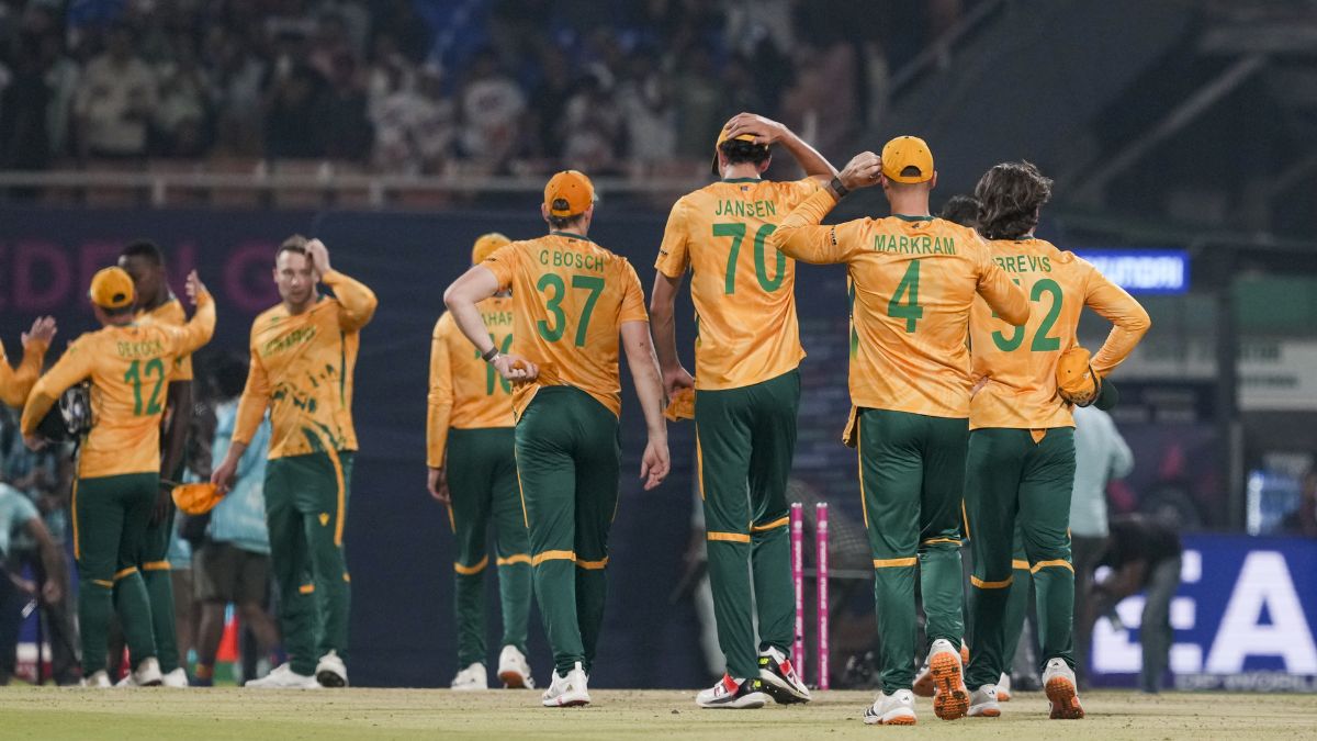 South Africa announce central contract for players; David Miller, Rassie van der Dussen axed