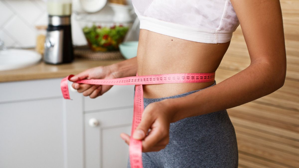 Trying to drop kilos before May? Nutritionist shares 10 simple habits that help