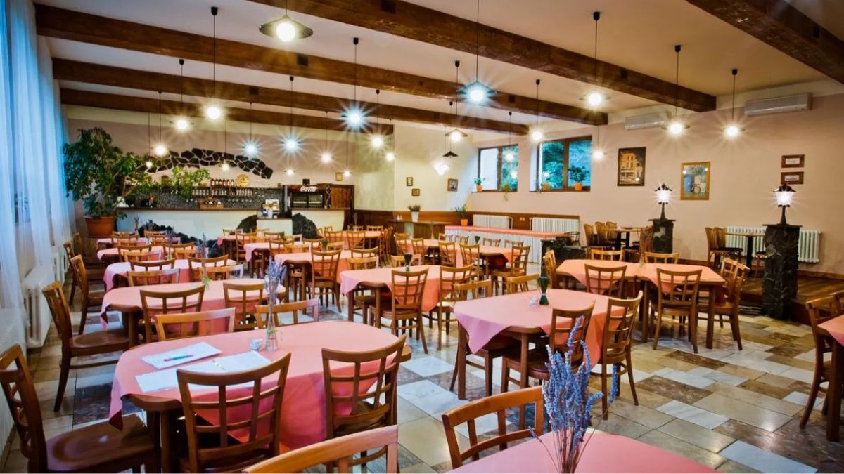 Will Bengaluru hotels and restaurants shut from Tuesday as commercial LPG supply crisis deepens?