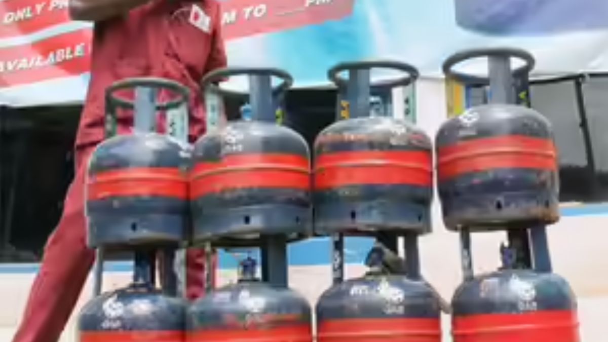 Government doubles allocation of 5kg LPG cylinders for migrant workers in each state