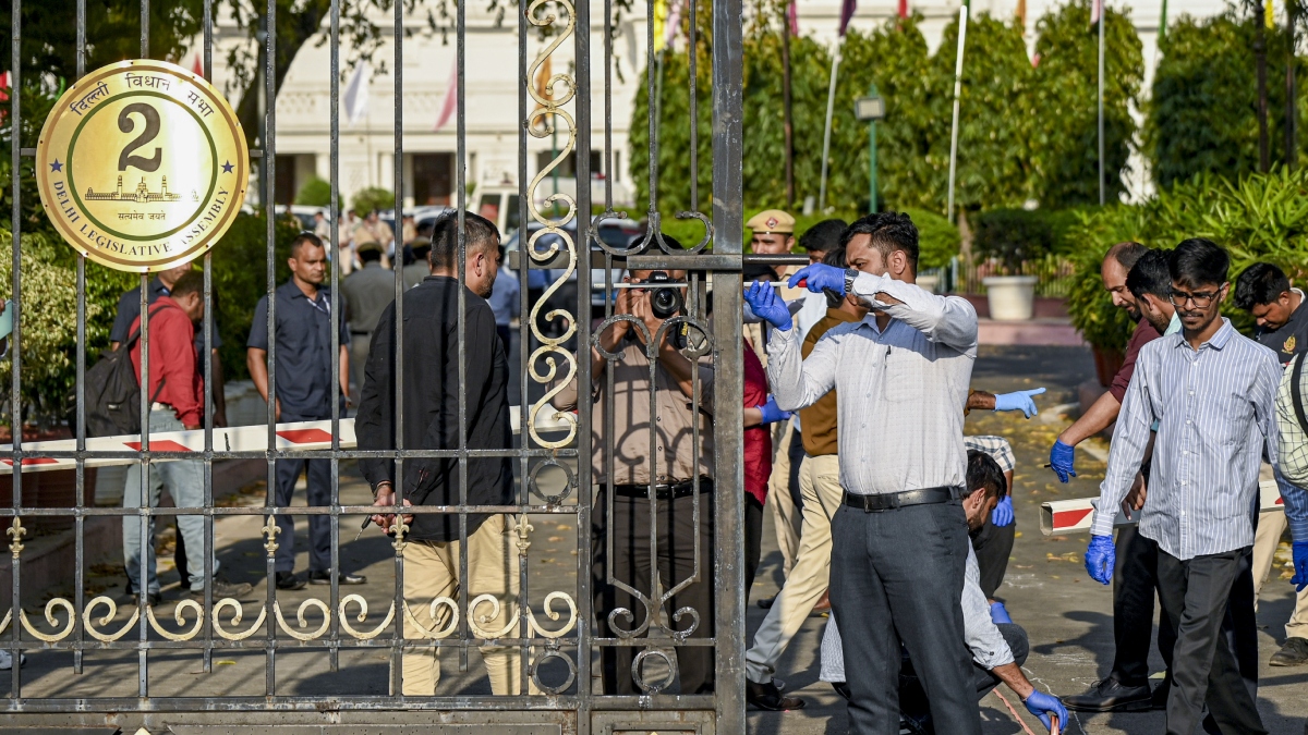 Delhi Assembly security breach: Security to be revamped with hydraulic road blockers, mobile patrol vehicles | Delhi News – India TV