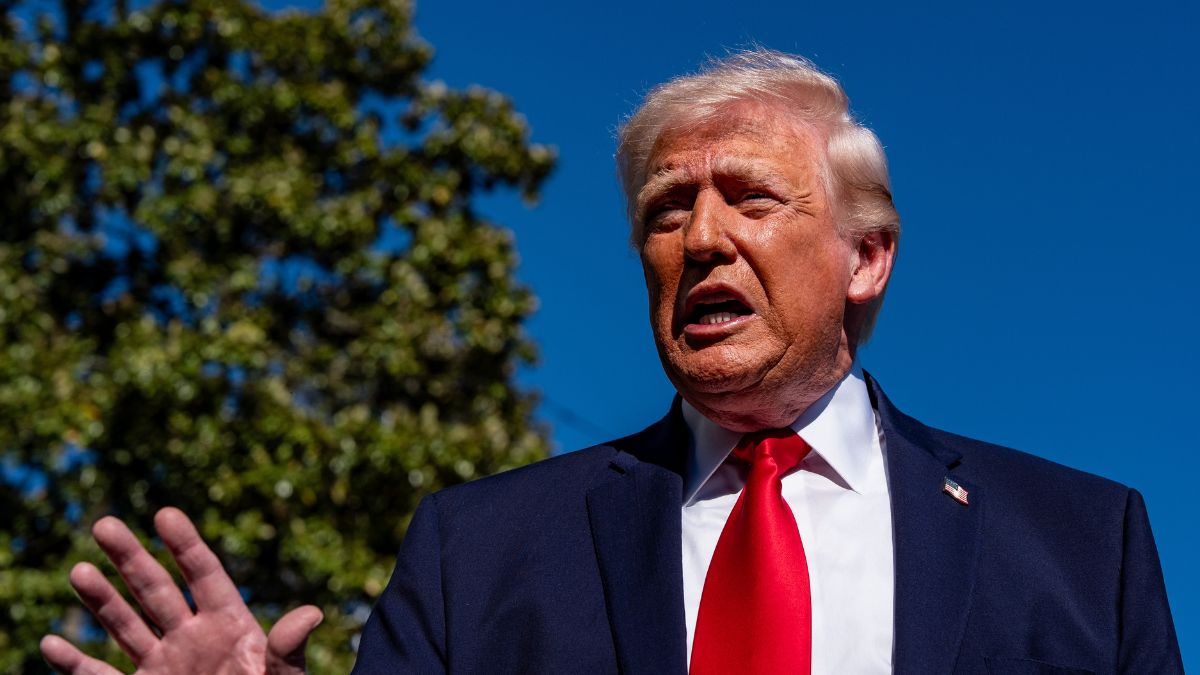 'Deal makes no difference, sweeping the Strait': Trump downplays Iran talks as US warships cross Hormuz