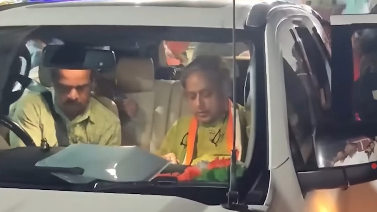 Shashi Tharoor's convoy attacked in Kerala during election campaign, case filed against five people