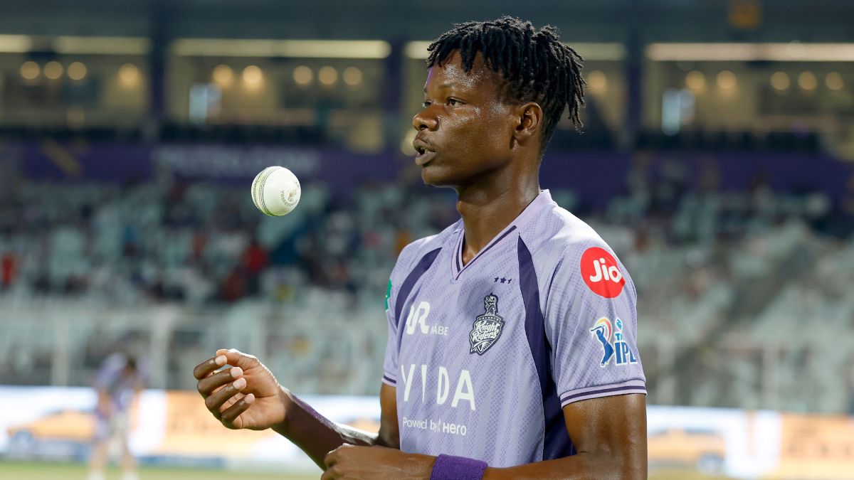 Why is Blessing Muzarabani not playing for KKR vs LSG at Eden Gardens in IPL 2026?