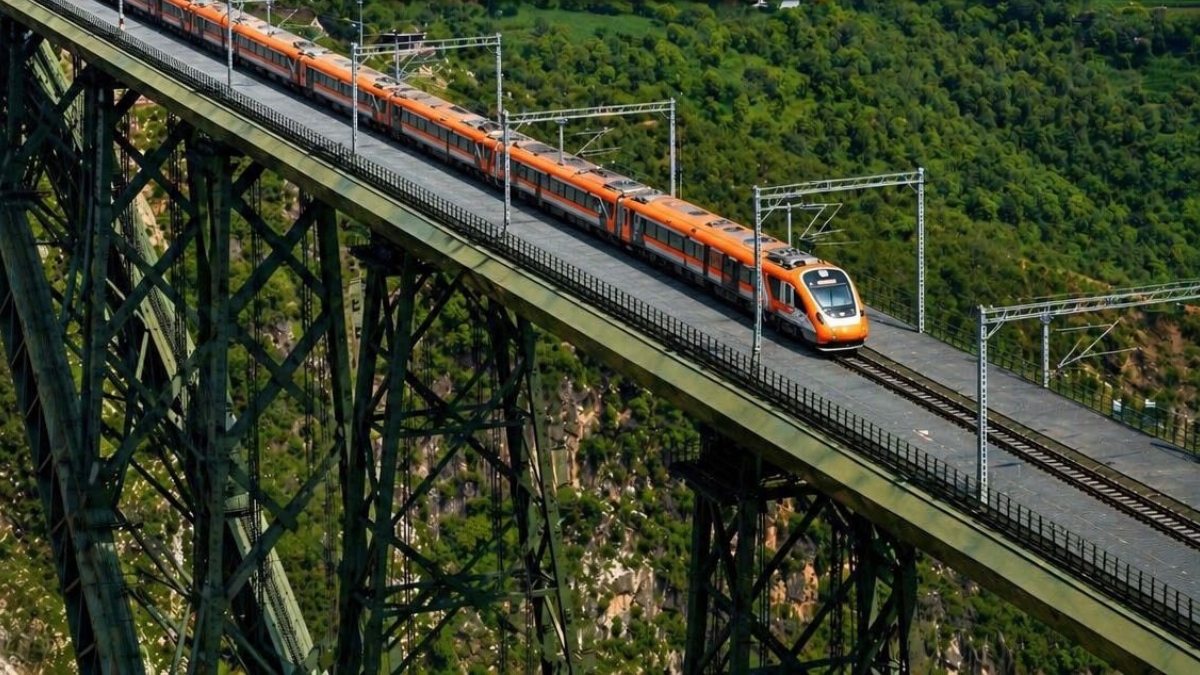 Srinagar-Jammu Vande Bharat Train: Check train number, timings, route and other details