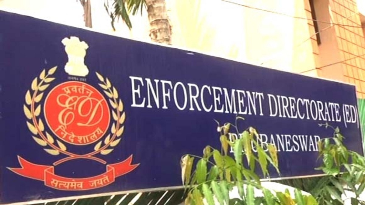 Image for Lookout notice issued by ED against Kolkata DCP Shantanu Sinha Biswas in money laundering case
