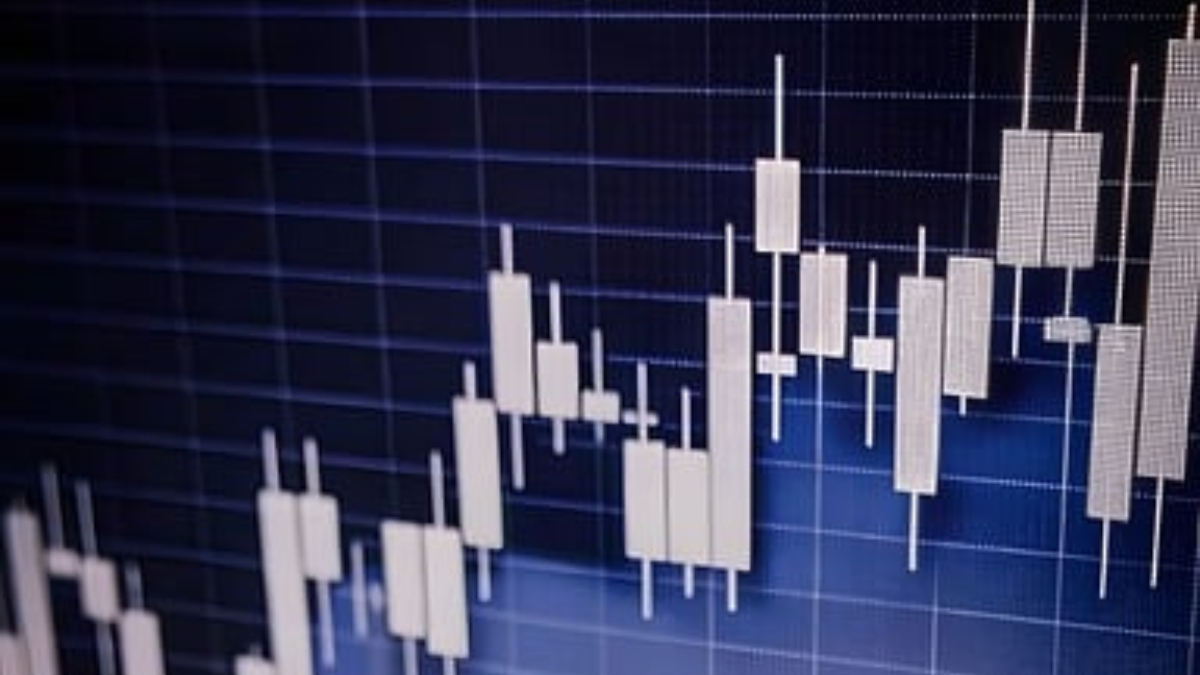 Solar stock surges over 8% despite volatility in benchmark indices, check details here