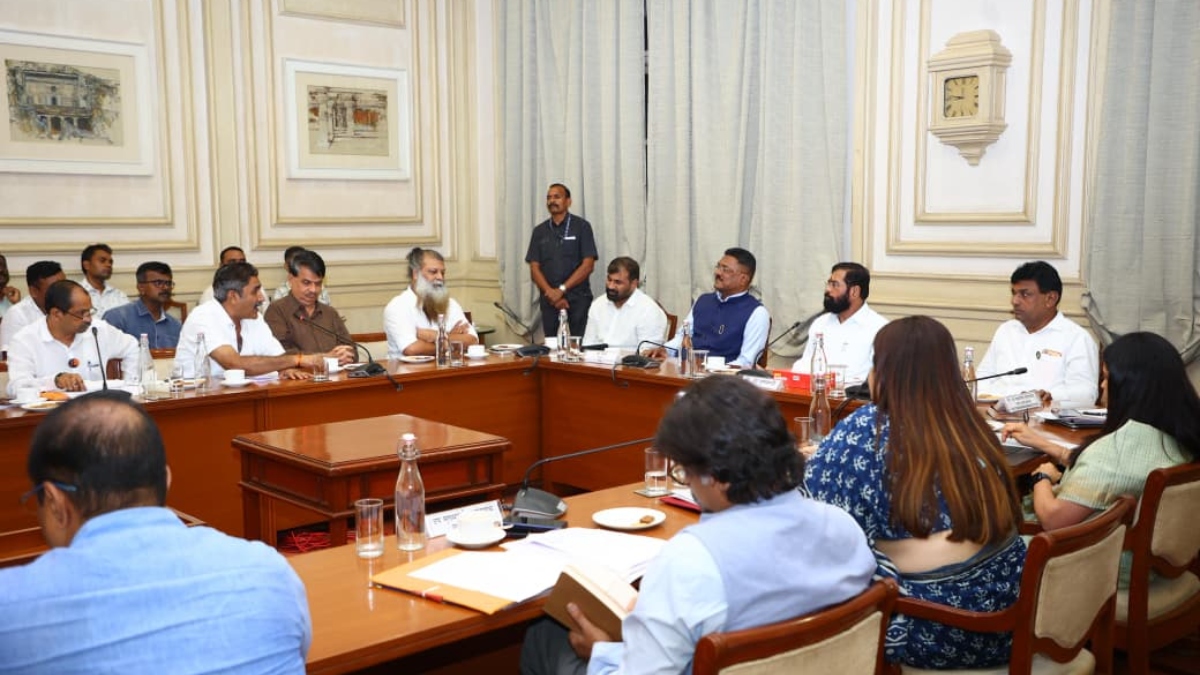 BEST workers end strike after talks with Eknath Shinde; bus operations to resume in Mumbai
