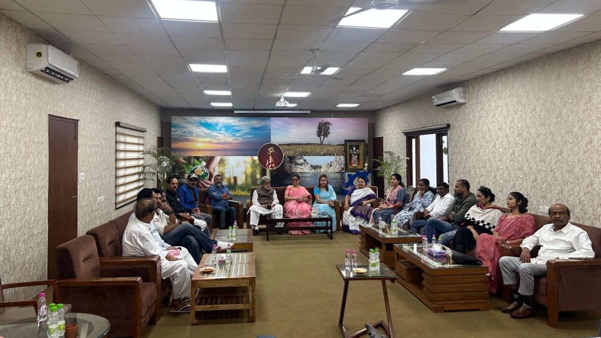 All rebel TMC MPs likely to merge with Nationalist Citizens Party: Sources