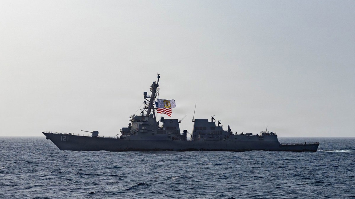 US launches fresh strikes on Iran, targets military capabilities threatening Hormuz transit