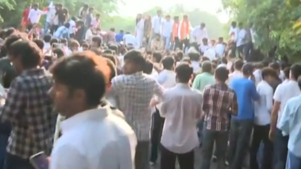 ABVP protests outside Jharkhand Bhawan in Delhi over police brutality against students in Ranchi
