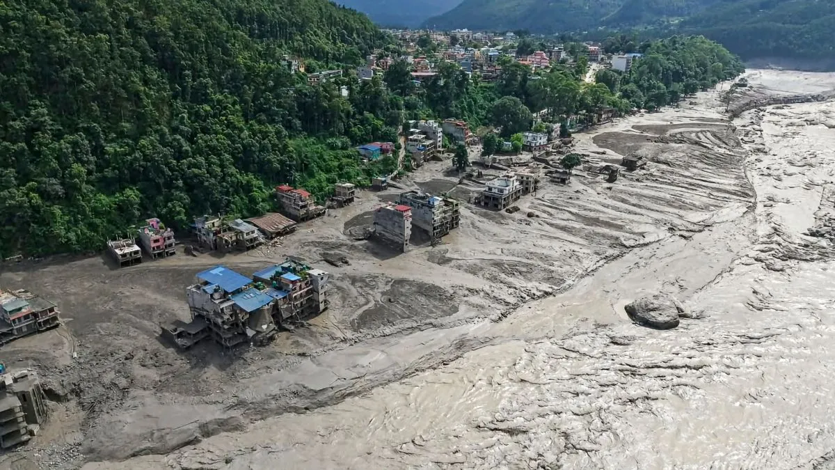 earthquake-or-glacial-collapse-what-triggered-the-catastrophic-nepal