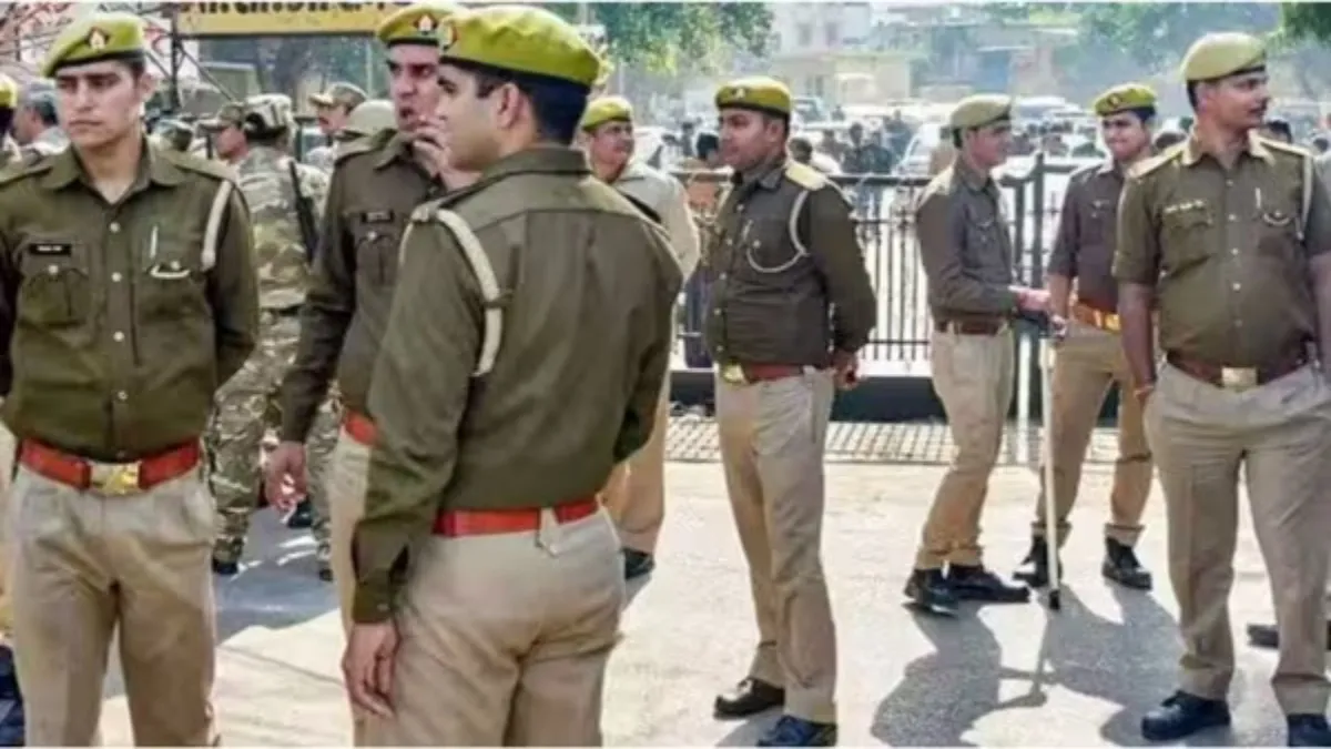 असम में सनसनीखेज वारदात, पत्नी की हत्या कर सिर काटने के आरोपी की पुलिस वाहन से कूदने के बाद मौत