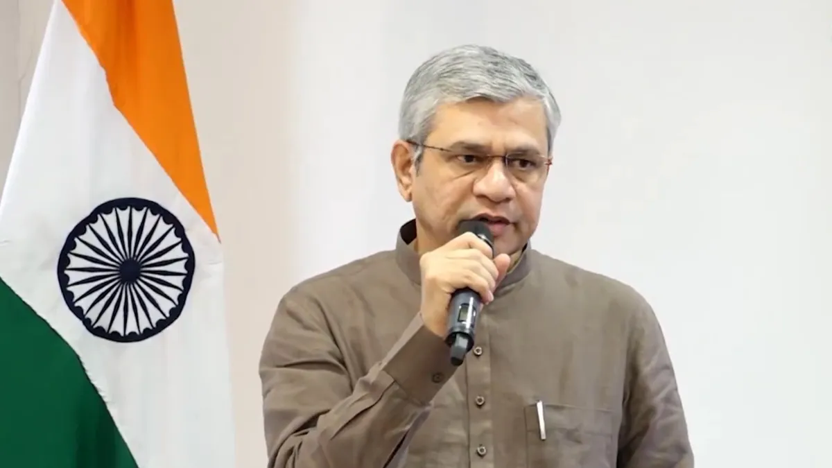 Cabinet approves Integrated Transport and Logistics Authority, Rs 10,000 crore SME growth fund