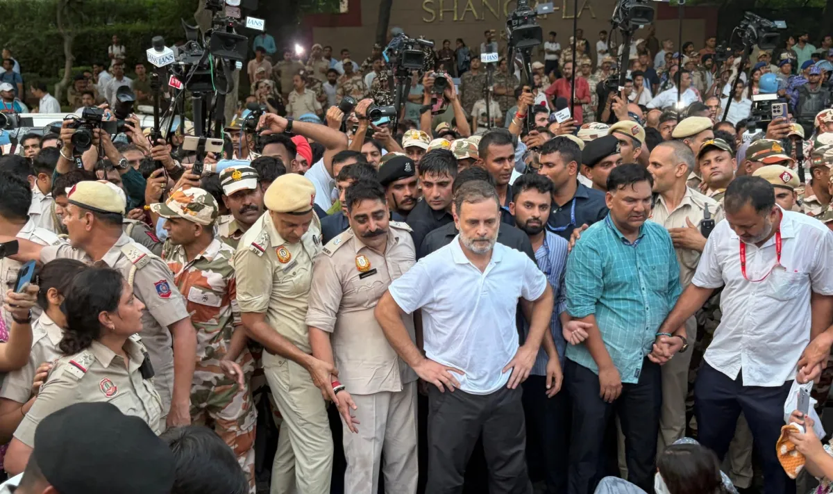 Rahul Gandhi says opposition protest will continue until CEC Gyanesh Kumar resigns