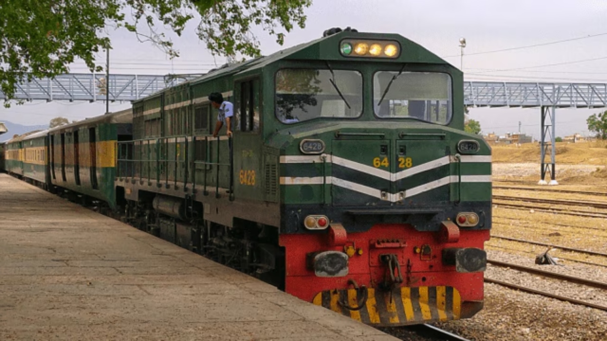 Jaffar Express Targeted Again: Explosive Device Detonates in Balochistan