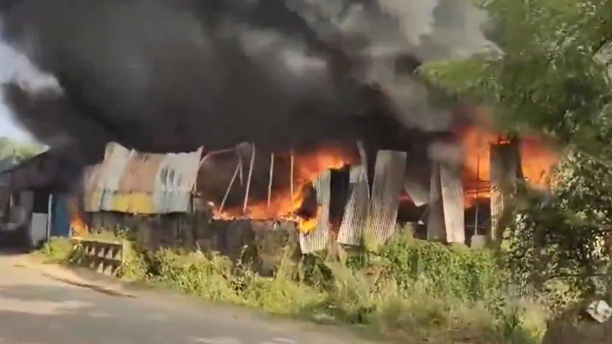 Major Fire at Kerala Plastic Recycling Unit in Thalassery, No Casualties Reported