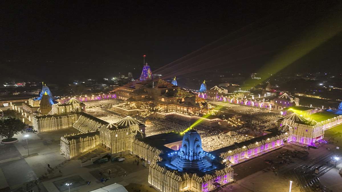 Ayodhya Bans Non-Veg Within 15 Km of Ram Temple to Uphold Sanctity
