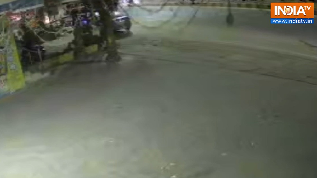 Hyderabad Hit-and-Run: Speeding Car Drags Biker 100 Meters, Police Hunt Driver