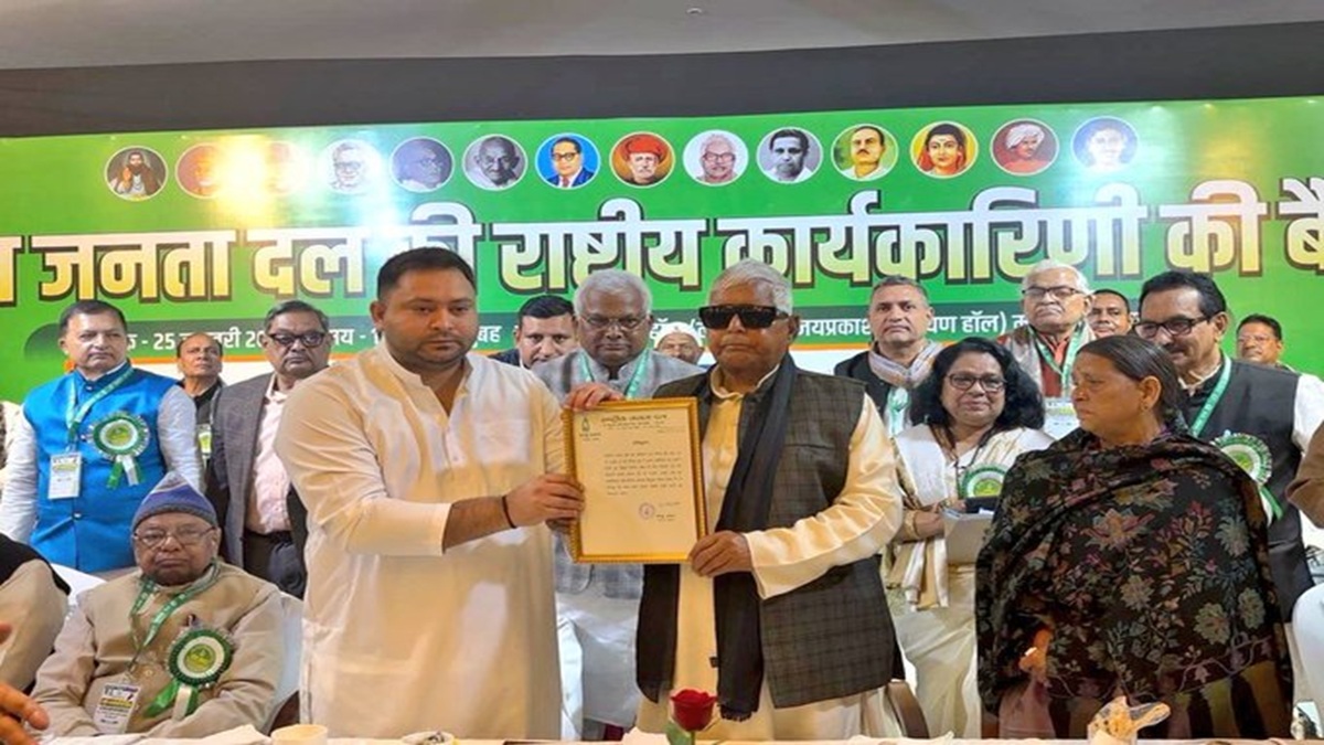 Tejashwi Yadav Elevated as RJD National Working President Amid Family Feud