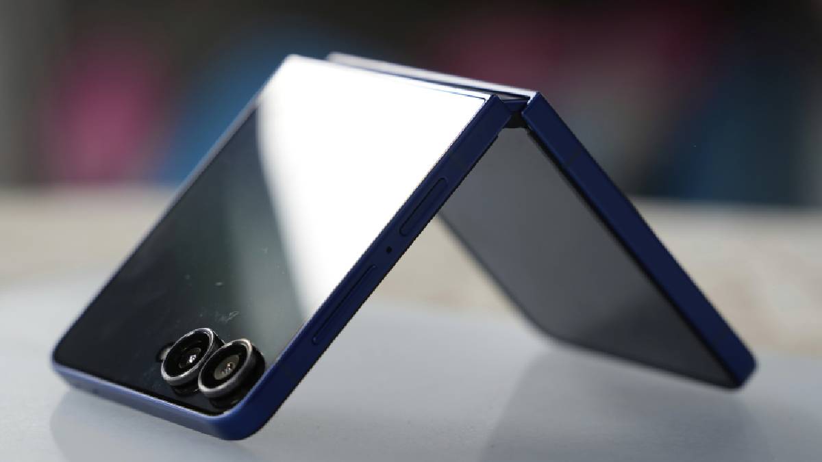 Apple iPhone Flip Under Consideration, New Foldable Plans for 2026 Revealed