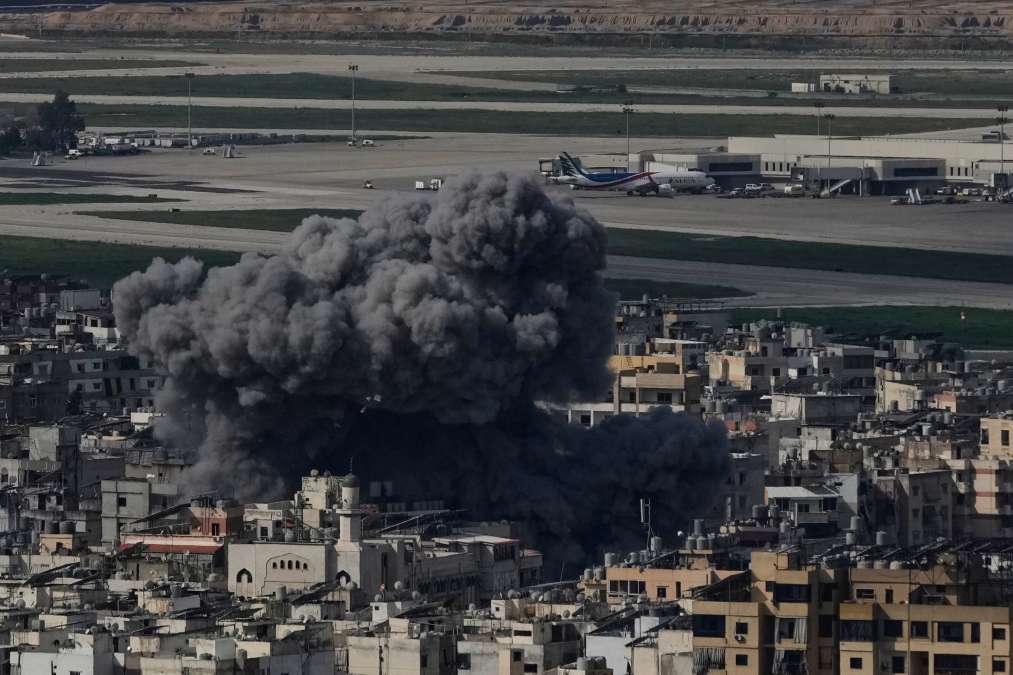 Israeli F-35 Jet Downs Iranian Aircraft Over Tehran Amid Escalating Conflict