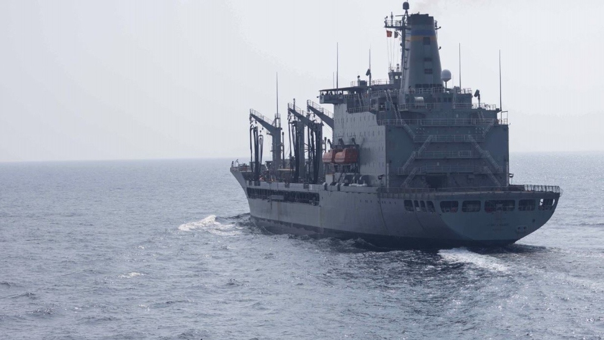 Iran Guards Assert Full Control Over Strait of Hormuz, Warn Ships of Missile and Drone Threats