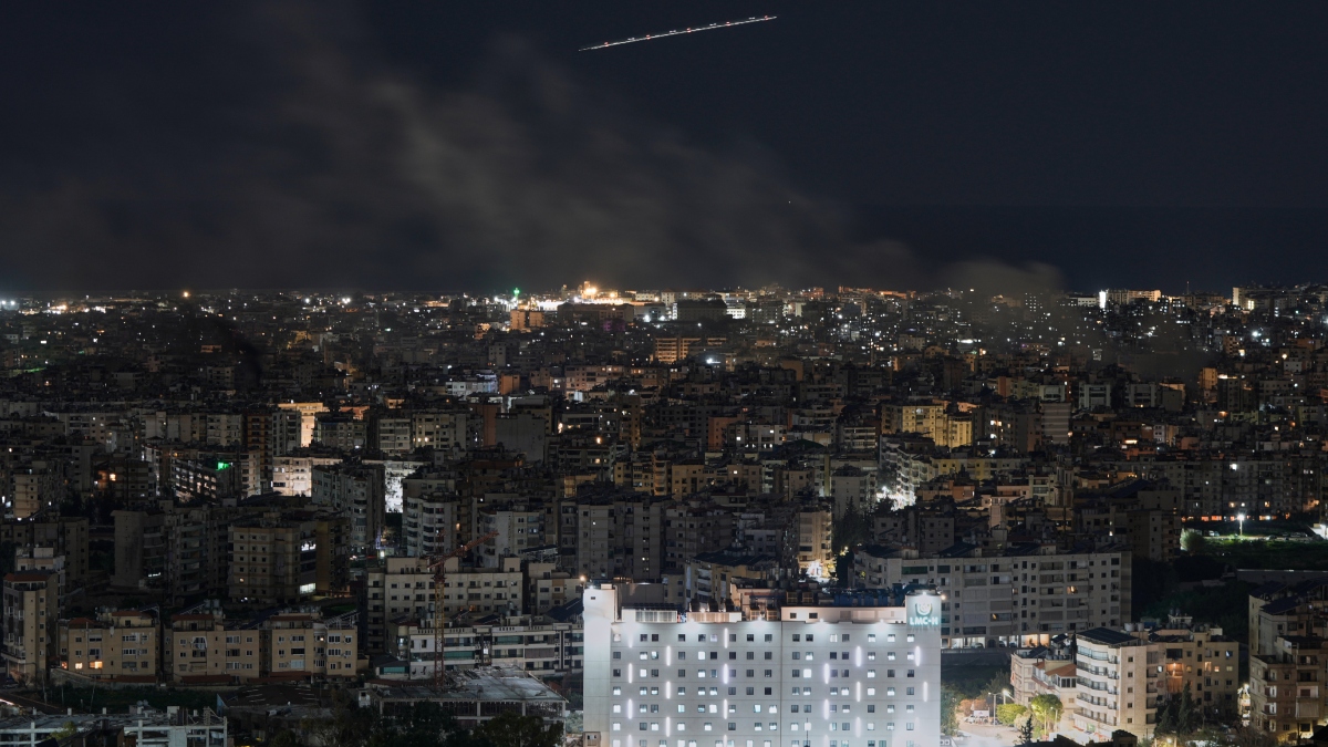 Middle East Crisis Intensifies as Israel and US Face Iran Amid Gulf Tensions