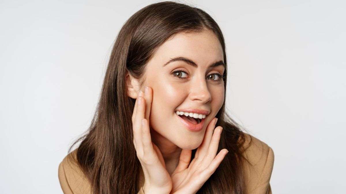 Understanding Facial Aging: Key Causes and Effective Anti-Aging Strategies