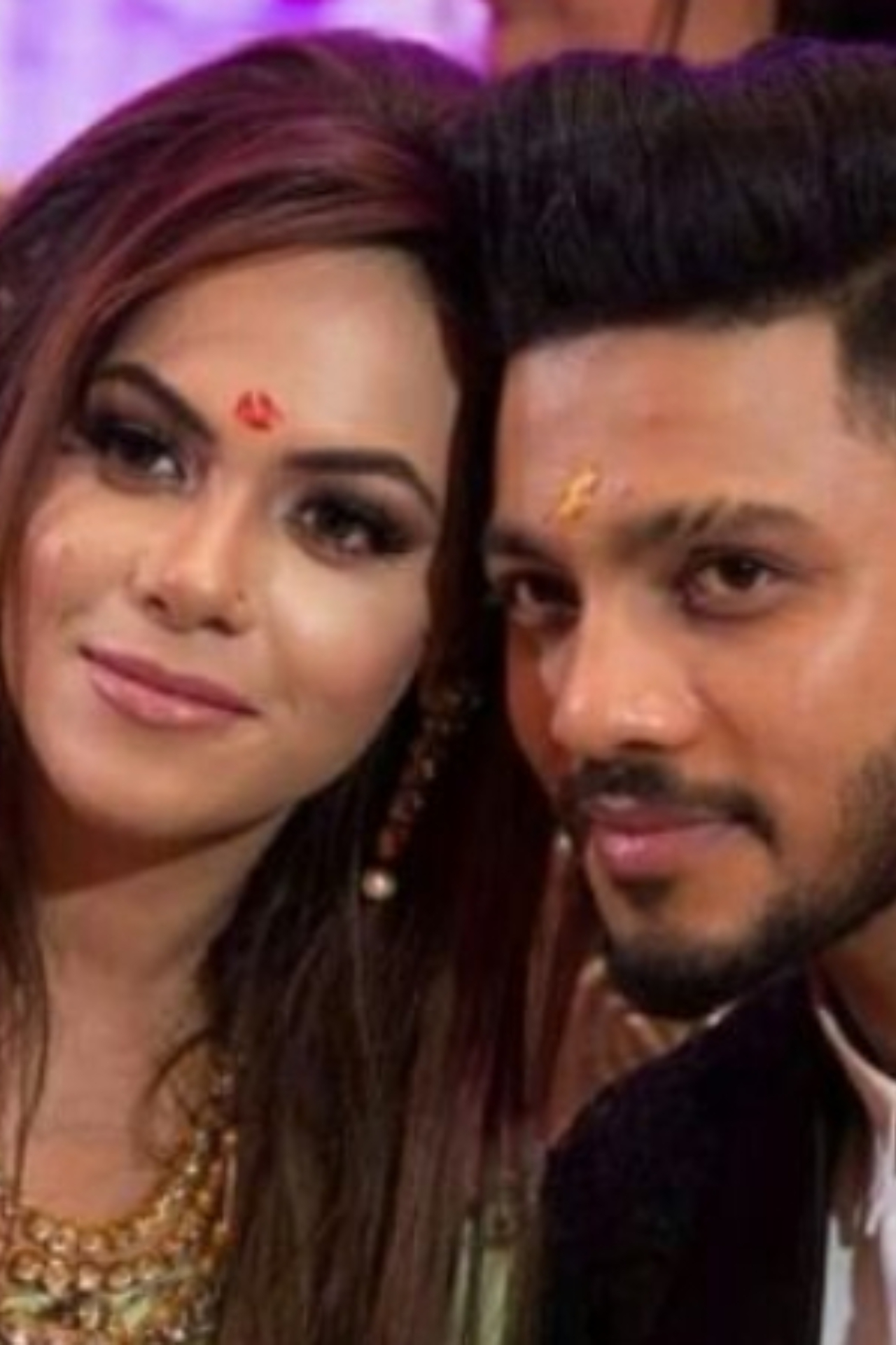 Reportedly,&amp;nbsp;Raftaar met Komal&amp;nbsp;in 2011 and fell in love at first sight.&amp;nbsp;