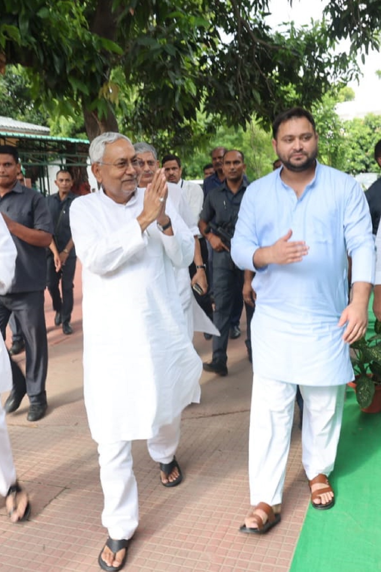 Bihar: Nitish Kumar's 'flip flop' politics 