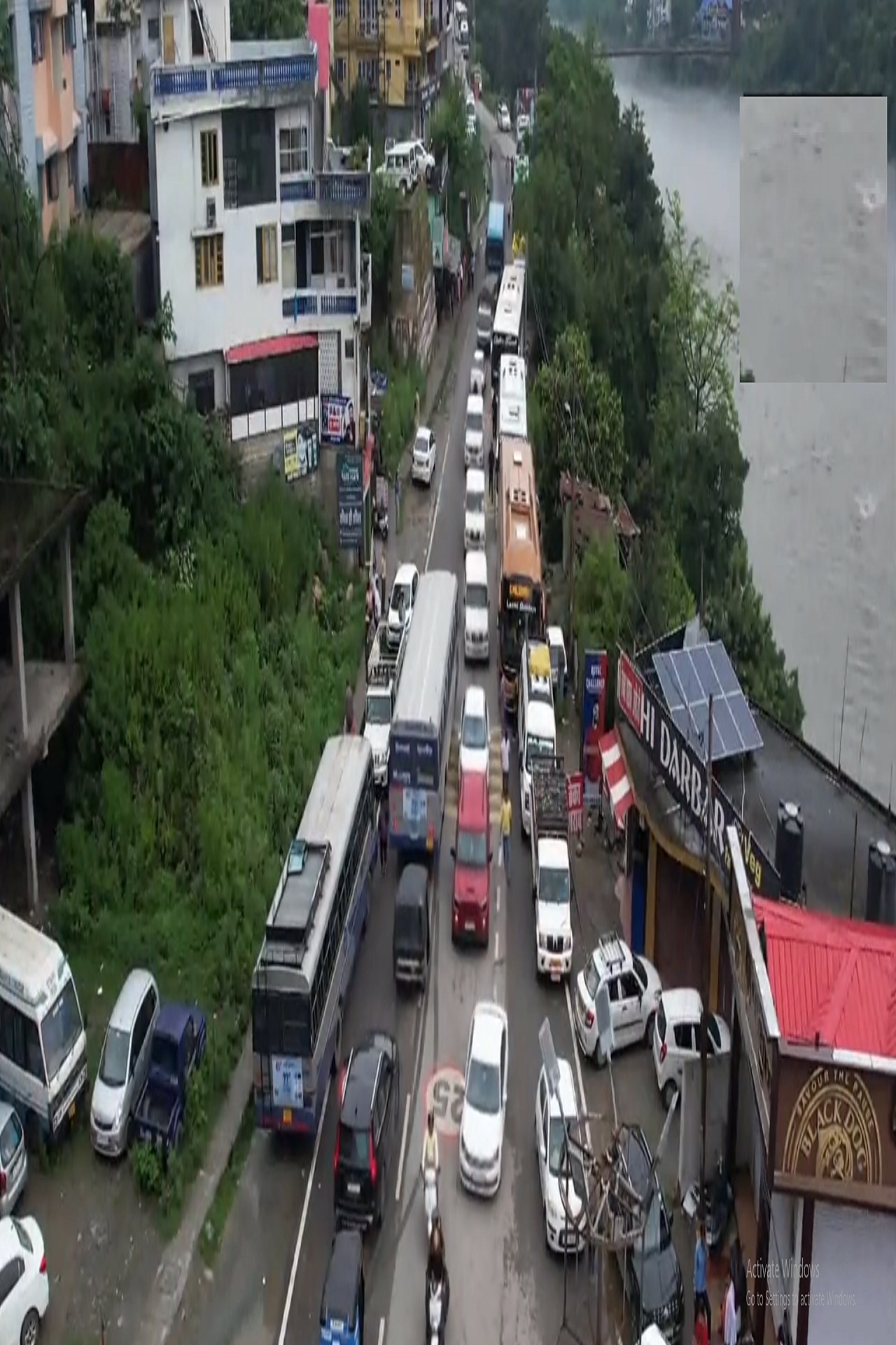 Mandi: Flash floods caused unprecedented jam on National Highway