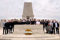 Australian cricket team visits Gallipoli ahead of World Cup