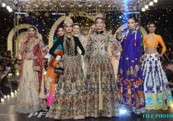 Pakistan Fashion Week 2016