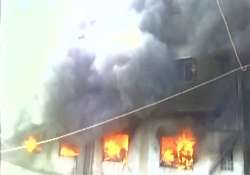 Fire engulfs 4-story building in Bhiwandi, many feared trapped