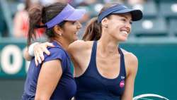 Sania Mirza, Martina Hingis